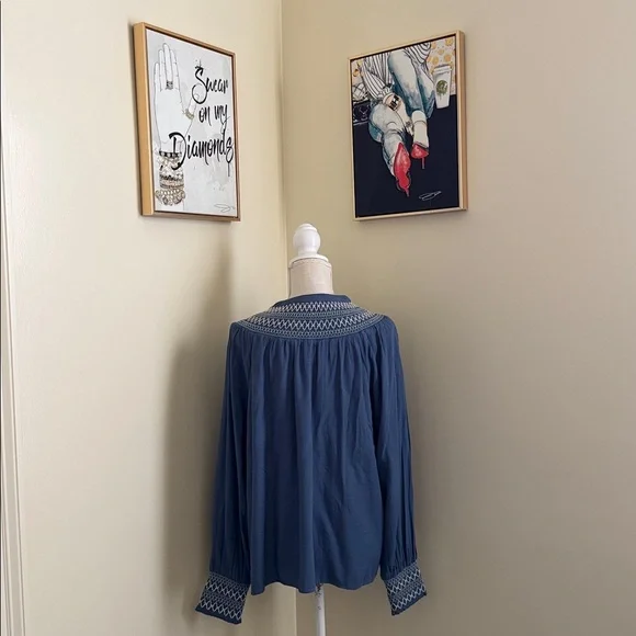 New Westbound Blue Button-Down Blouse - Picture 9 of 15